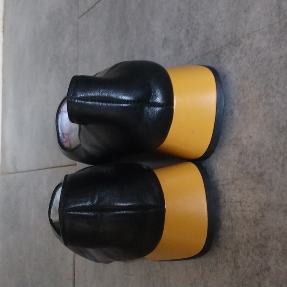 Schoes YUUY.  YIE - Picture 4 of 11